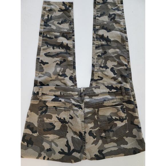 New York & Company Women's Size‎ 12 Camouflage Pants - Picture 2 of 5